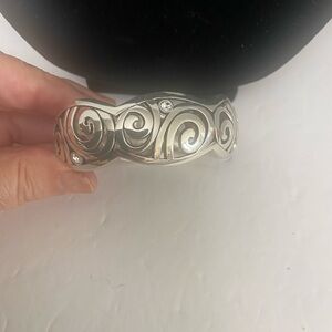 Brighton Silver Swirl London Groove Hinged Bangle Bracelet